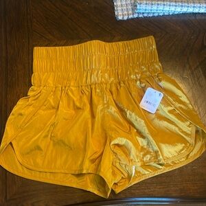 BRAND NEW Free People Way home short